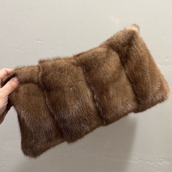 Natural Mink Fur Soft Slouchy Bag/Shoulder Bag/Crossbody & Fur Flower Bag Charm - Picture 9 of 16